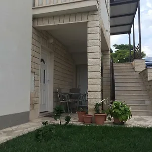 Mare Apartment
